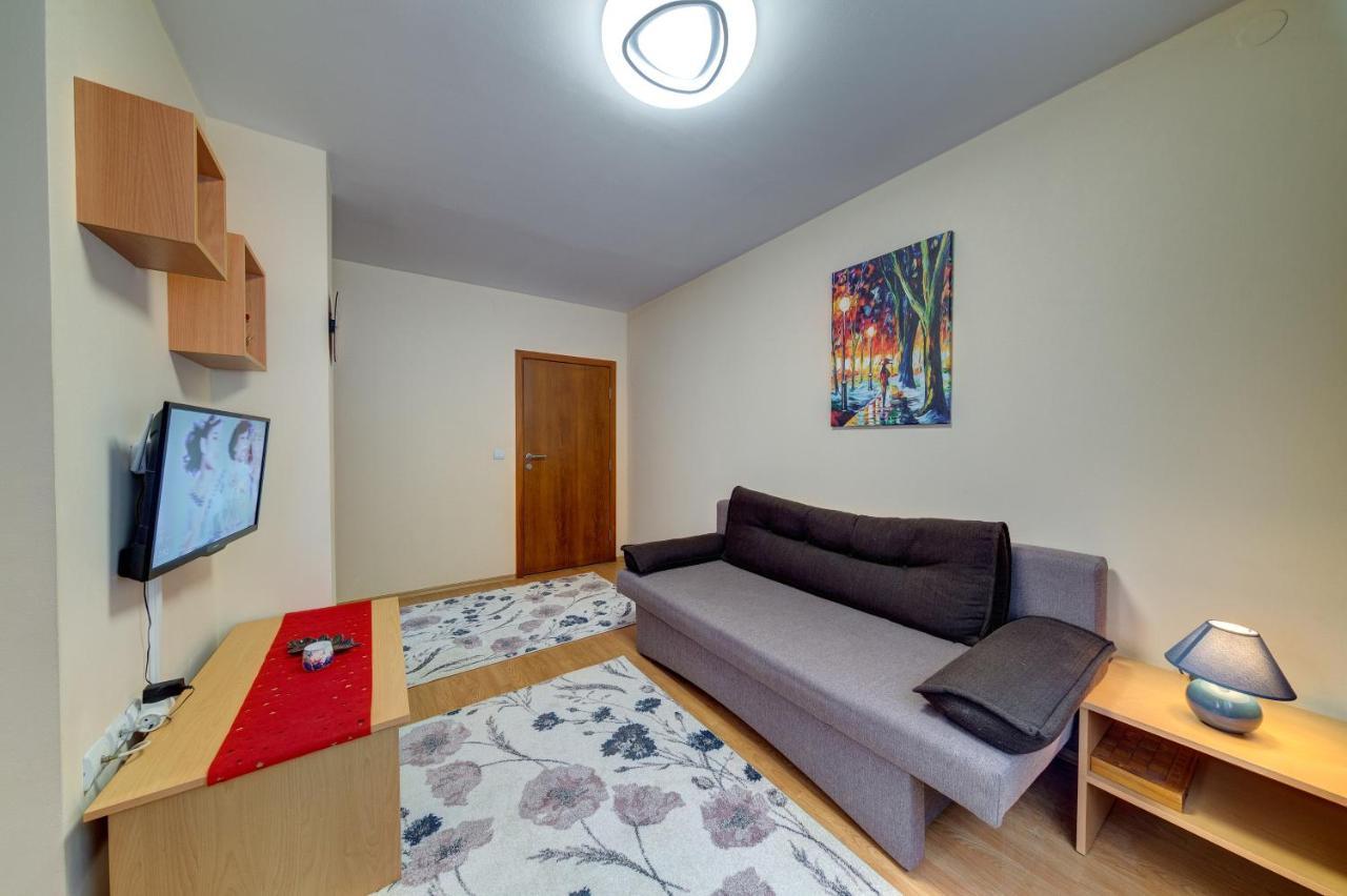 Cozy And Cute 1Bd Apartment In The Castle Complex By Flat Mаnager بامبوروفو المظهر الخارجي الصورة