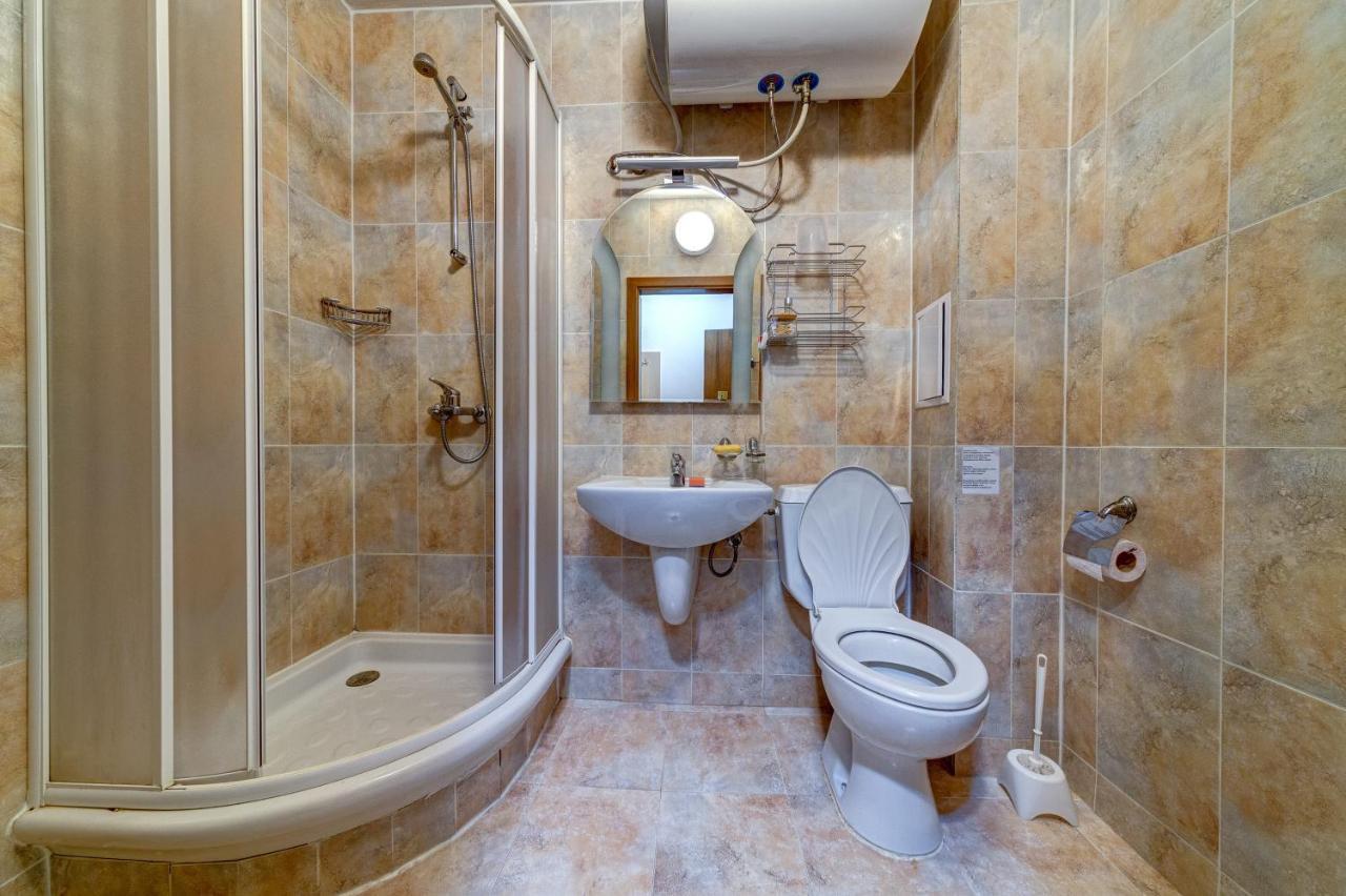 Cozy And Cute 1Bd Apartment In The Castle Complex By Flat Mаnager بامبوروفو المظهر الخارجي الصورة
